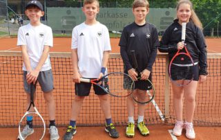 Gratulation: Die U12-Bambini der TG Neunkirchen sicherten sich ohne Niederlage die Meisterschaft in der Bezirksklasse 1 und sind in der kommenden Saison in der höchsten Liga des Bezirks Oberpfalz vertreten.